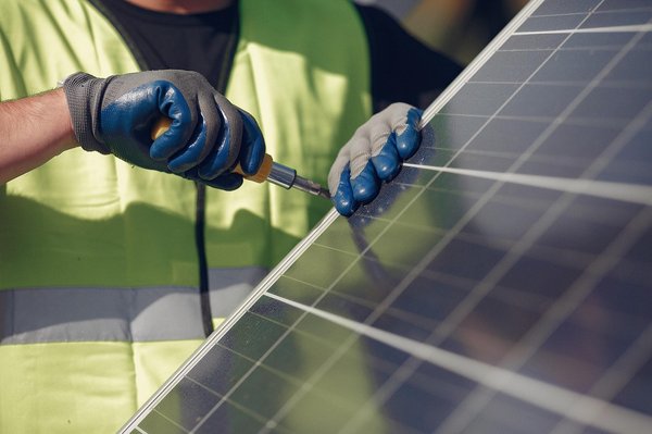Panneau solaire photovoltaïque : l'expertise au service des particuliers